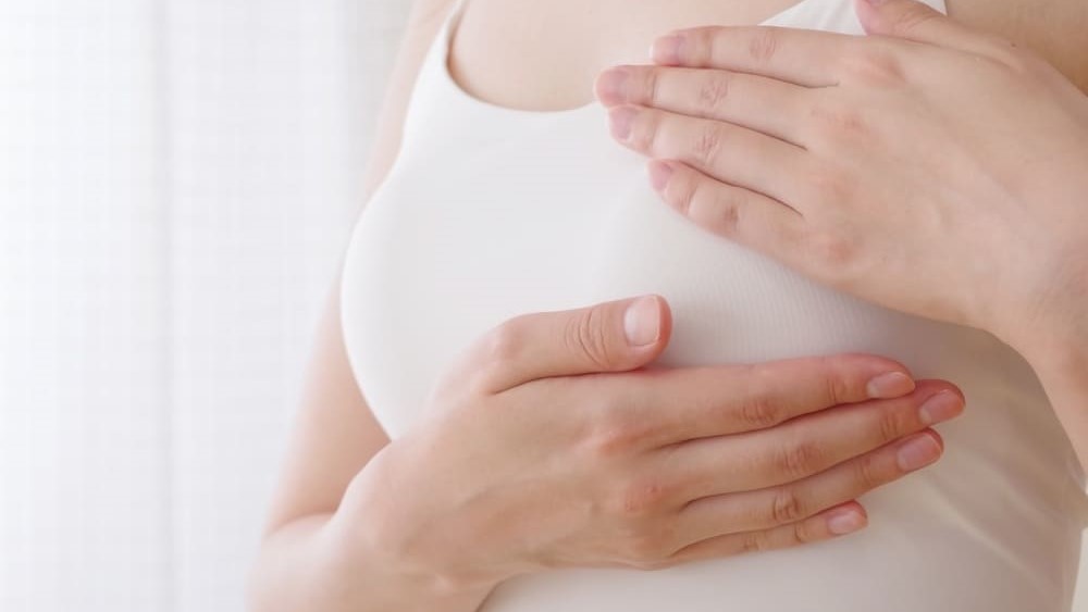 豊胸の失敗例11選！シリコンバッグ豊胸・脂肪豊胸・ヒアルロン酸豊胸の失敗談やトラブルを防ぐ方法を解説