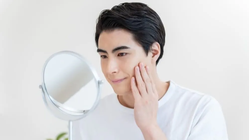 小顔整形は男性にもおすすめ!フェイスラインを変える人気の顔やせ施術5選や二重などメンズ美容整形を紹介