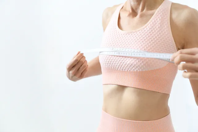 シリコンバッグ豊胸したけど、もう少し自然に大きくしたい